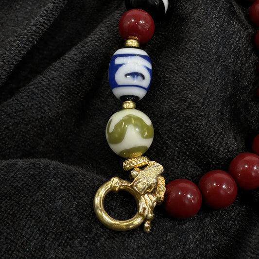 Design C dzi bead pendant detail close-up