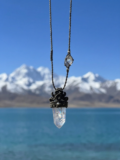 Himalayan Rainbow Light crystal main view