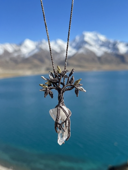 Himalayan Tree of Life crystal main view