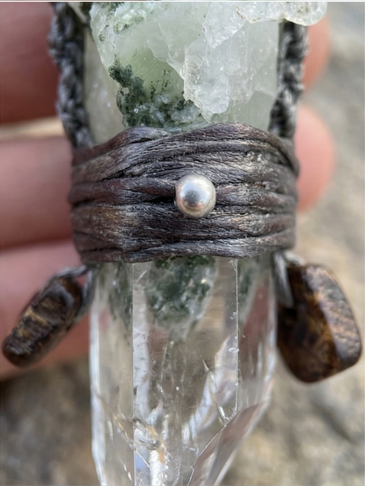 Green phantom quartz side view