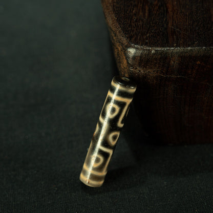 Potala Karma sky earth dzi bead alternate view