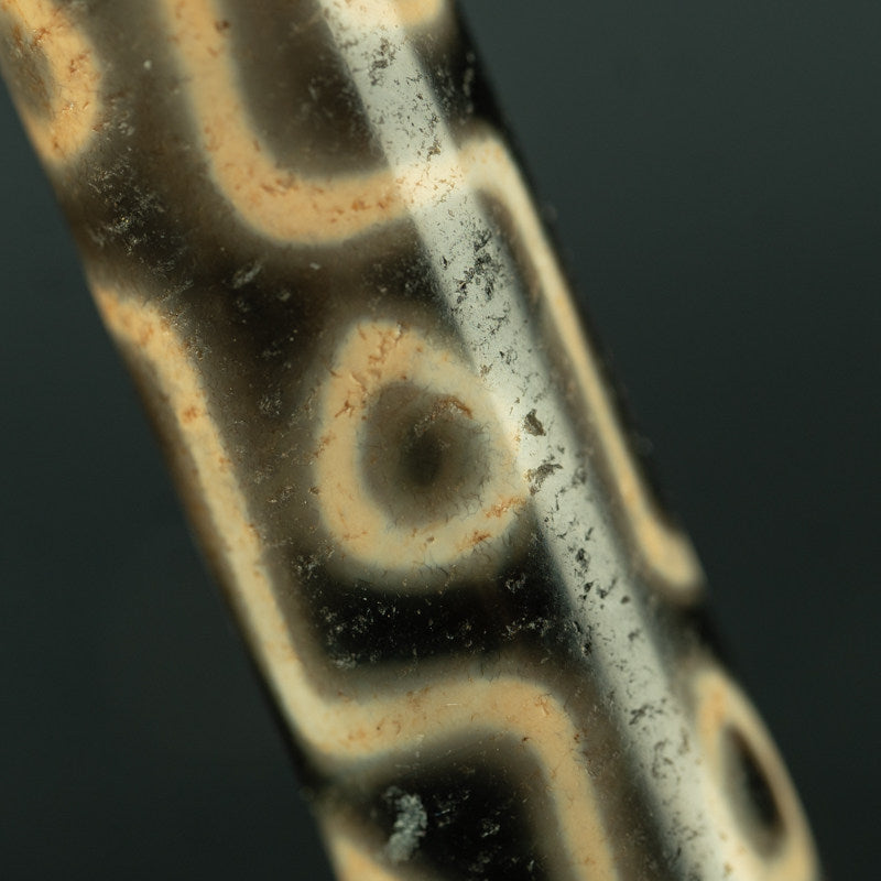Collector dzi bead sky earth pattern detail
