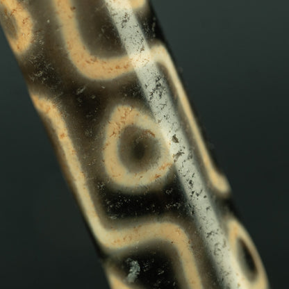 Collector dzi bead sky earth pattern detail