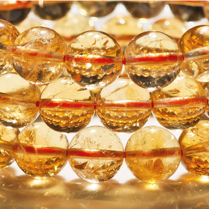 Golden citrine bead detail