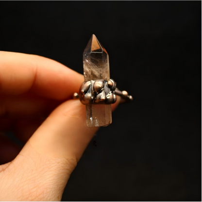 Himalayan crystal ring No 1 band detail