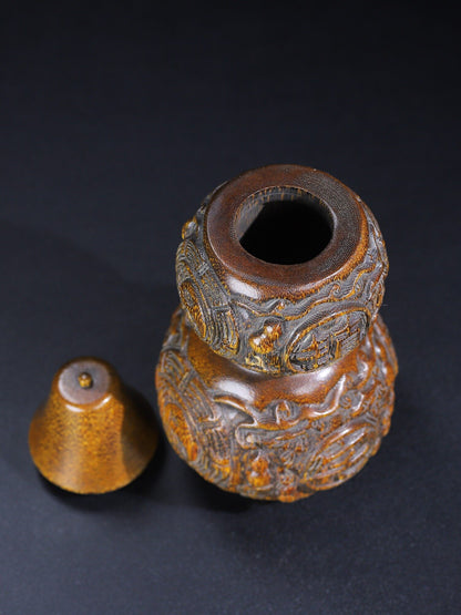 Tibetan style gourd ornament detail