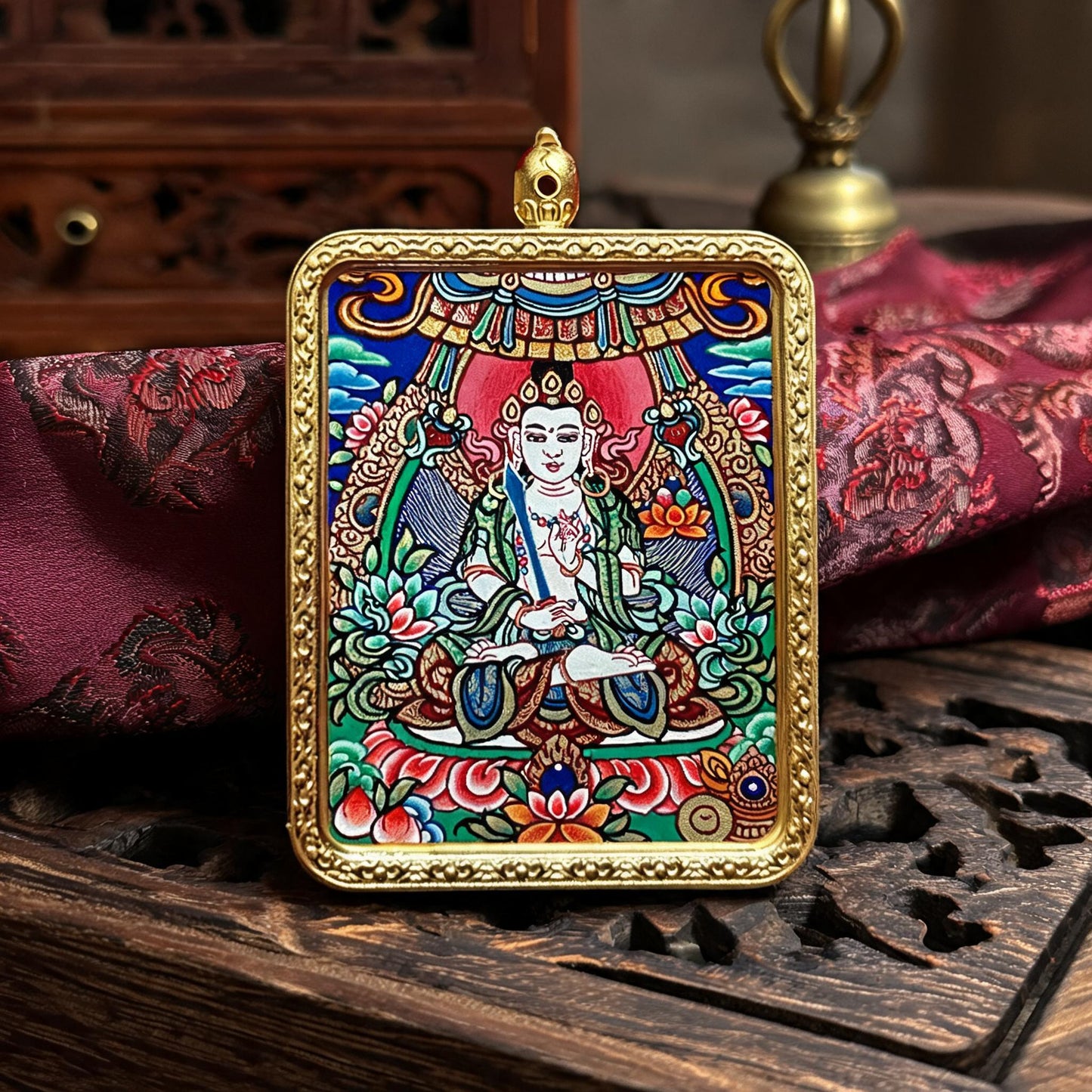 Akasagarbha Bodhisattva hand-painted Thangka pendant hand-painted macro detail