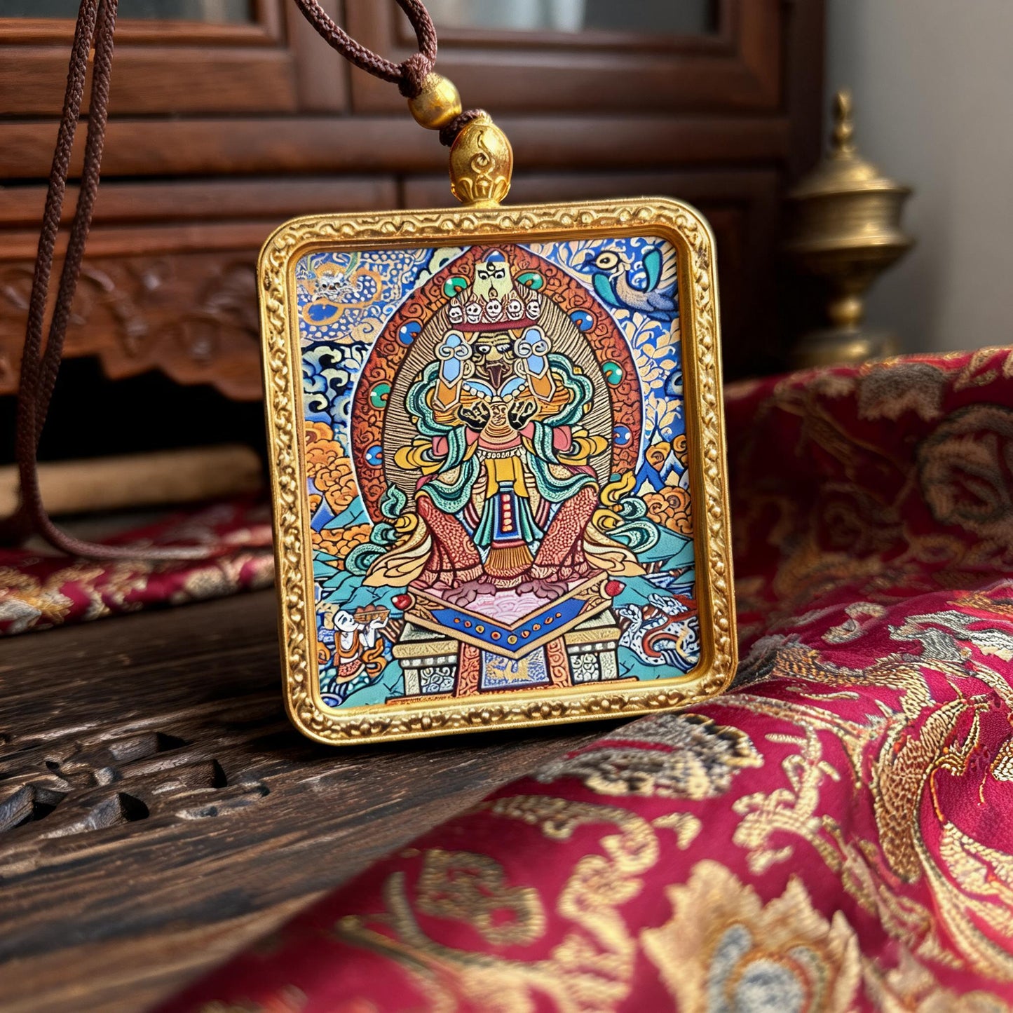 Zaki Lhamo hand-painted Thangka pendant three-quarter side view