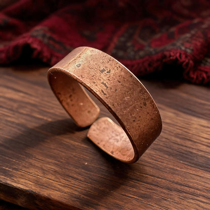 Hammered Copper Minimal Open Ring three-quarter view