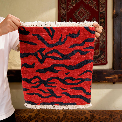 Vermilion Blue Tiger Stripe Mini Tibetan Rug craftsmanship detail