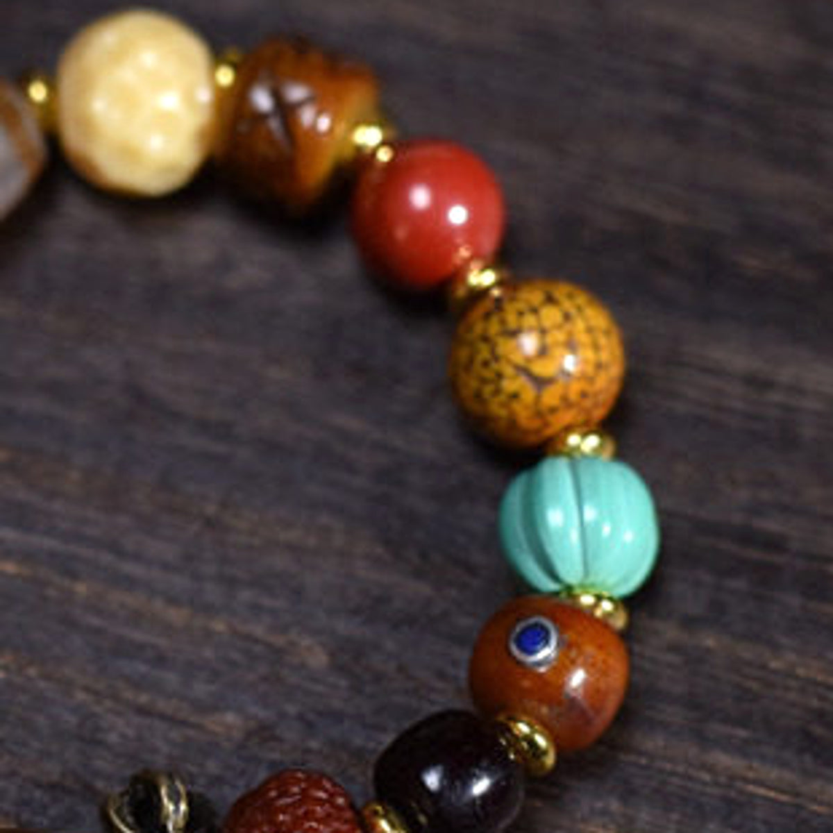 Handcrafted Bone Dzi-Style Mixed-Bead Bracelet - mixed bead detail