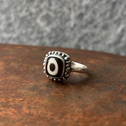 Handcrafted one-eyed Dzi S925 adjustable ring style 2 silver setting side view