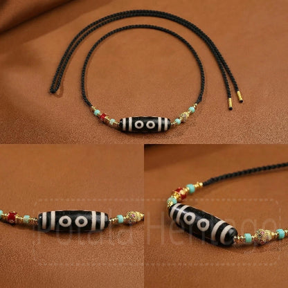 Handcrafted liuli necklace product angle