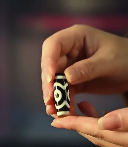 Collector grade three eye dzi bead video view